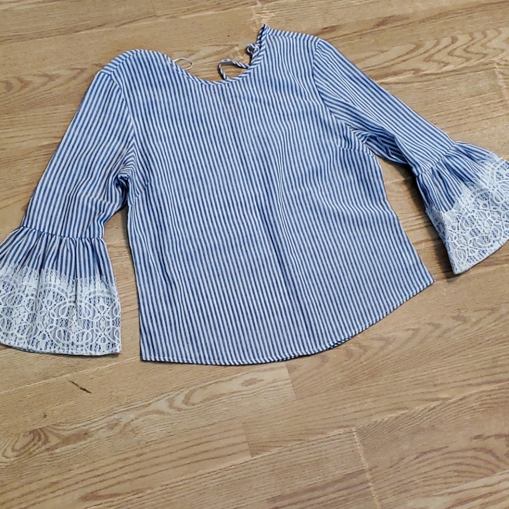 Kontrol contemporary blouse medium